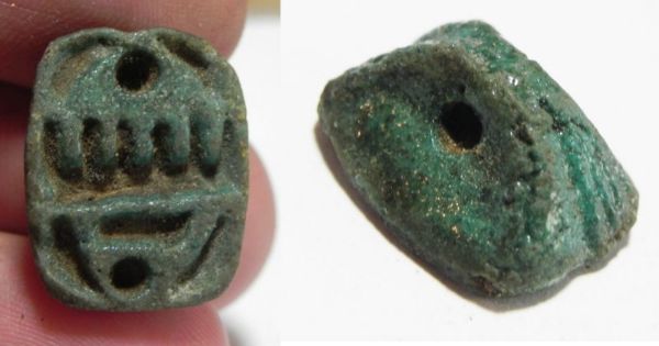 Picture of ANCIENT EGYPT, FAIENCE AMULET, IN A SHAPE OF A SEAL . 1300 B.C