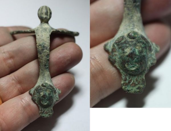 Picture of ANCIENT ROMAN. BRONZE HANDLE. 100 - 200 A.D