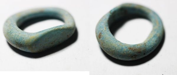 Picture of ANCIENT ROMAN GLASS RING. 200 - 300 A.D