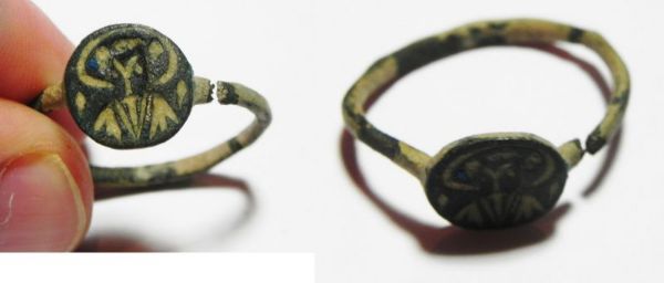 Picture of ANCIENT HOLY LAND BYZANTINE OR EARLIER BRONZE RING, 700 A.D OR EARLIER