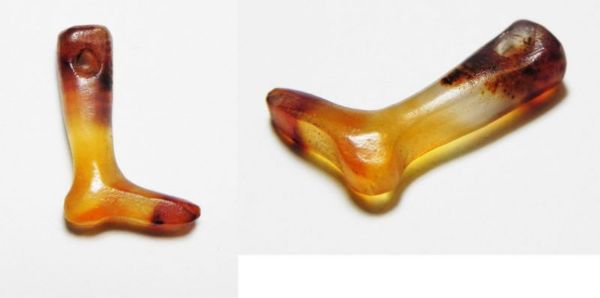 Picture of ANCIENT EGYPT, NEW KINGDOM. CARNELIAN FOOT AMULET. 1400 B.C