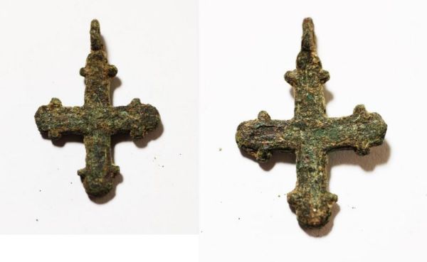 Picture of ANCIENT BYZANTINE. BRONZE CROSS PENDANT. 800 - 1000 A.D