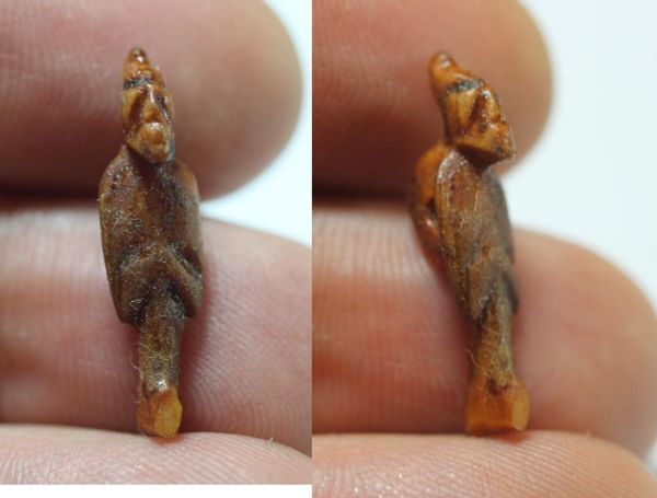 Picture of ANCIENT EGYPT. AMBER AMULET . NK, 1300 B.C