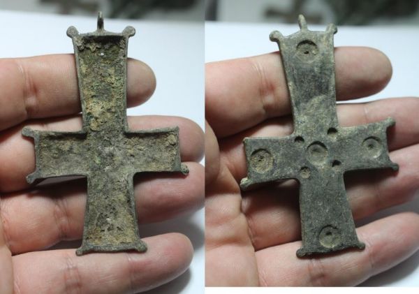 Picture of ANCIENT HOLY LAND. LARGE BYZANTINE BRONZE CROSS. 800 -1000 A.D