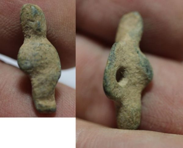 Picture of ANCIENT NABATAEAN BRONZE PENDANT. ASTARTE 100 - 200 A.D