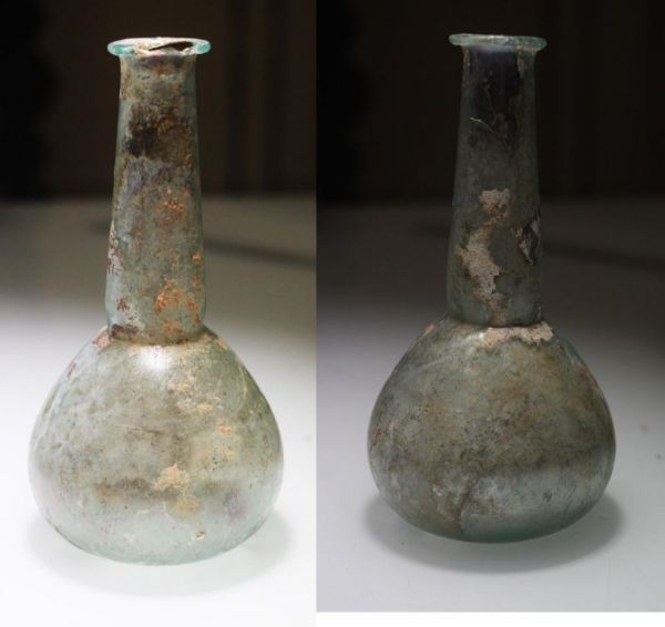 Picture of ANCIENT ROMAN GLASS VESSEL. 200 - 300 A.D