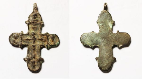 Picture of ANCIENT HOLY LAND. BRONZE CROSS. BYZANTINE. 1000 - 1100 A.D