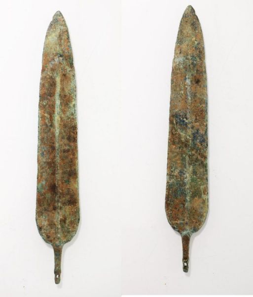 Picture of ANCIENT LURISTAN BRONZE LONG SPEAR HEAD. 1200 - 900 B.C