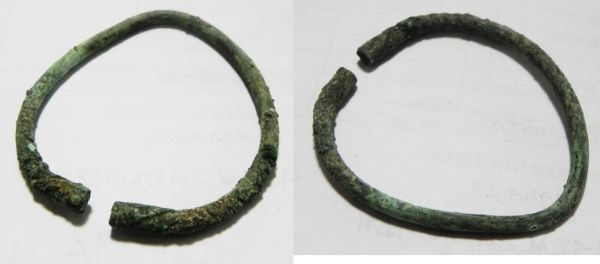 Picture of HOLY LAND. IRON AGE BRONZE BRACELET. 800 B.C