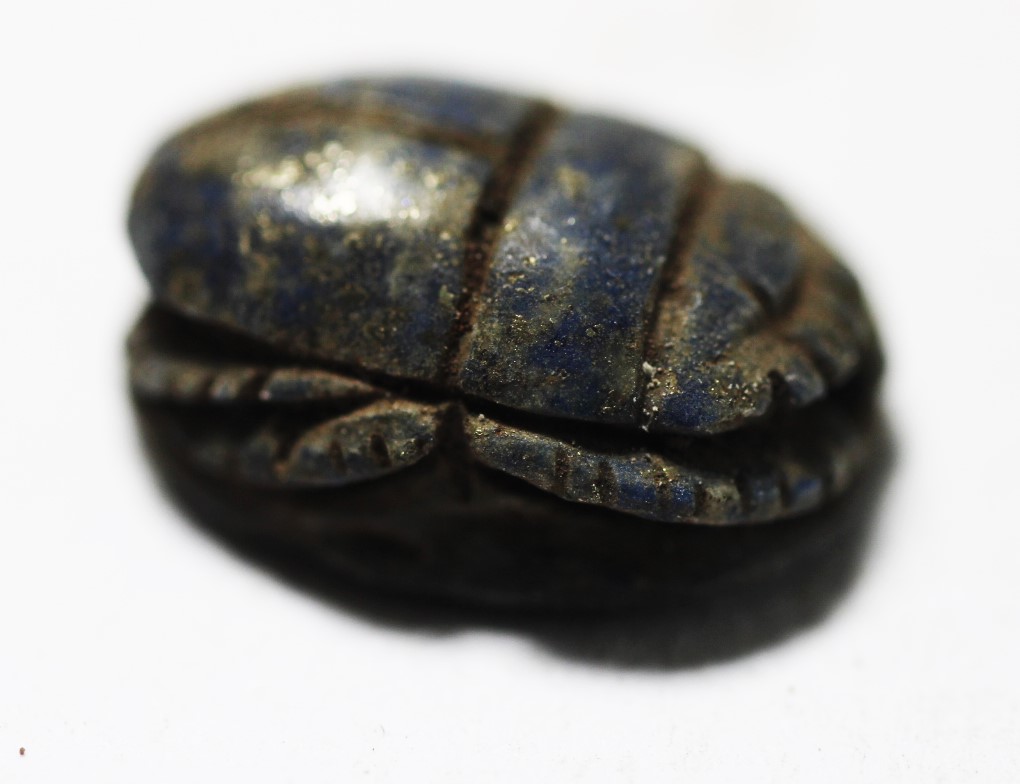 Acropolo. ANCIENT EGYPT. NEW KINGDOM. LAPIS LAZULI SCARAB. 1300 B.C