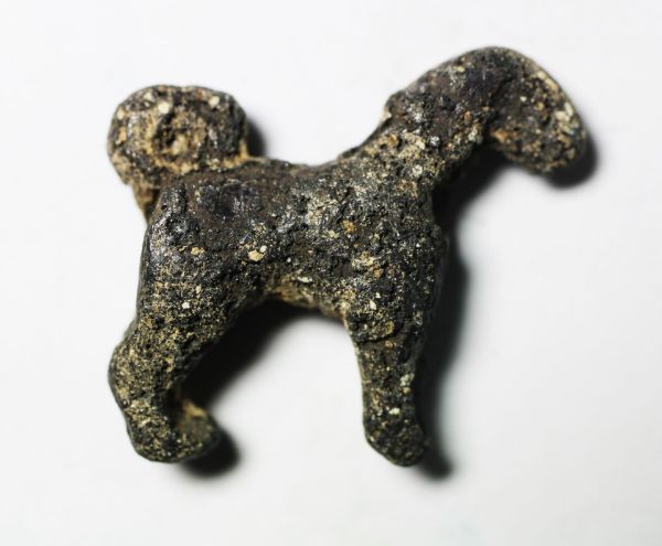 Picture of IRON AGE. SILVER? ANIMAL AMULET OR WEIGHT. 600 B.C