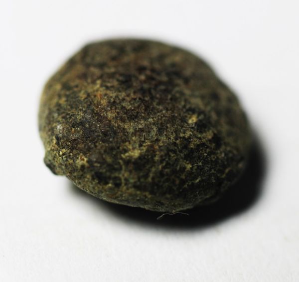 Picture of ANCIENT JUDAEAN. DOME SHAPED BRONZE WEIGHT. 600 B.C