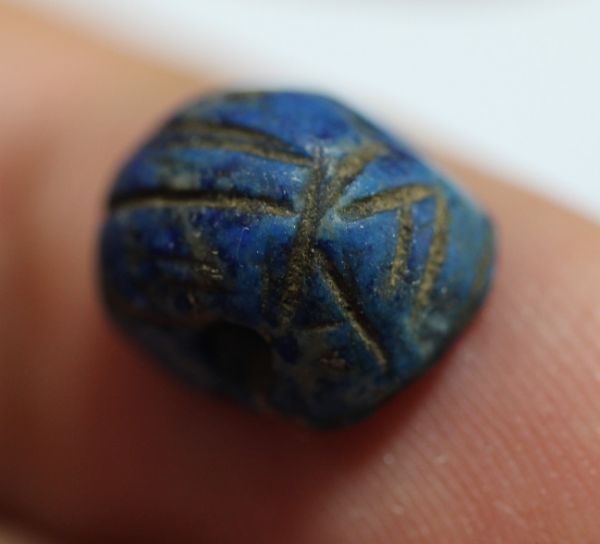 Picture of ANCIENT EGYPT. RARE NEW KINGDOM LAPIS LAZULI STONE SCARAB 13TH CENTURY B.C.