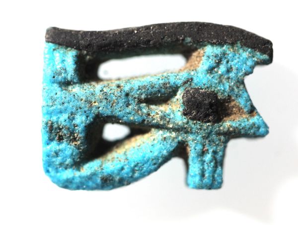 Picture of Ancient Egypt. FAIENCE EYE OF HORUS AMULET 600 - 300 B.C 