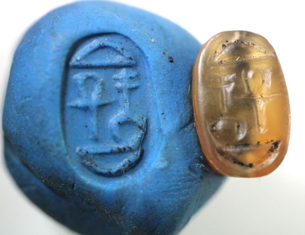 Picture of ANCIENT EGYPT -  BEAUTIFUL CARNELIAN STONE SCARAB. NEW KINGDOM .1400 B.C. 