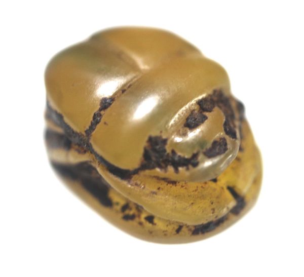 Picture of ANCIENT EGYPT. NEW KINGDOM. CARNELIAN STONE SCARAB. 1300 B.C