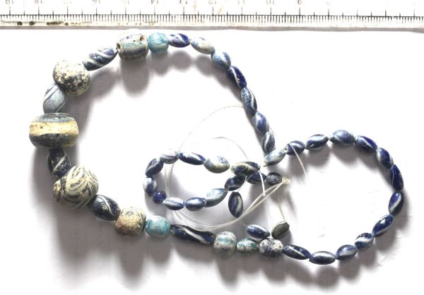 Picture of ANCIENT ROMAN  GLASS BEADS. 1700 + YEARS OLD