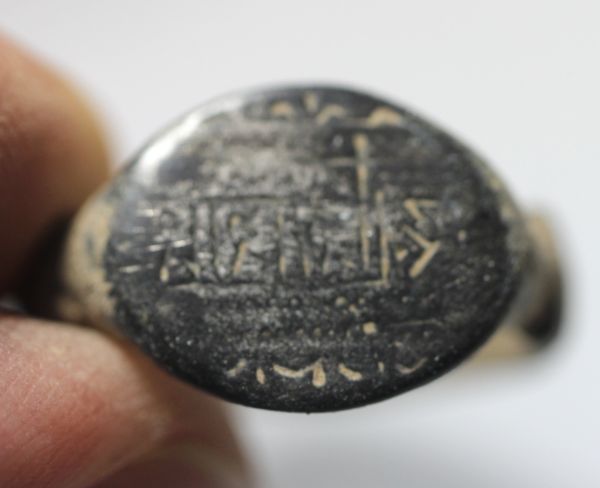 Picture of ANCIENT ISLAMIC. MAMLUK SILVER RING 1200 A.D 