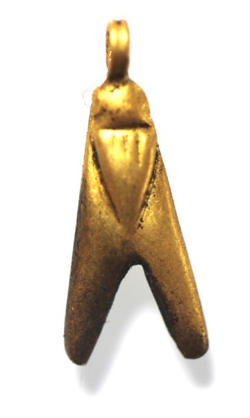 Picture of ANCIENT EGYPT. NEW KINGDOM  GOLD FLY AMULET . 1250 B.C