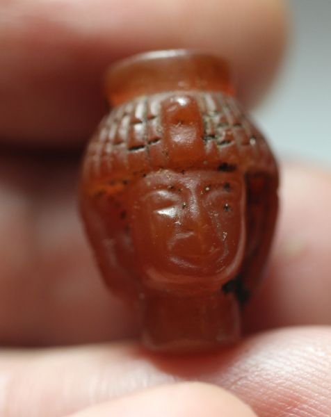 Picture of ANCIENT EGYPT.  STONE HEAD AMULET , PRINCESS? . 1250 B.C  NEW KINGDOM. 19TH DYNASTY 