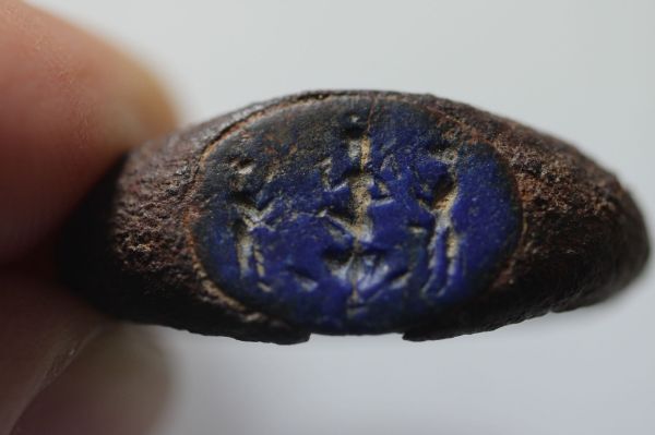 Picture of ANCIENT EGYPT IRON RING WITH STONE INTAGLIO. 400 - 300 B.C