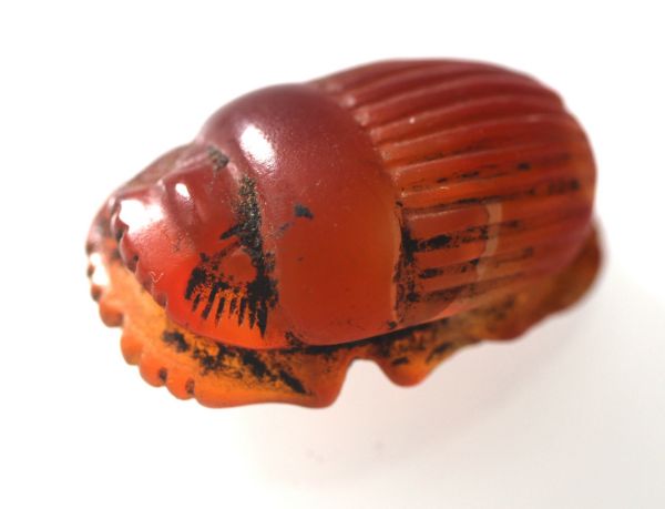 Picture of ANCIENT EGYPT. LARGE CARNELIAN BUTTON SCARAB. 1250 B.C. NEW KINGDOM