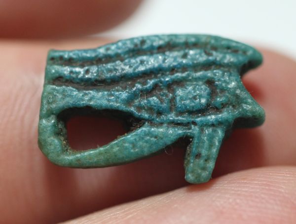 Picture of ANCIENT EGYPT. FAIENCE EYE OF HORUS AMULET. 600 - 300 B.C